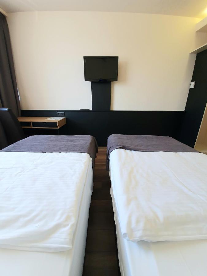 Hotel Pest Inn ブダペスト エクステリア 写真